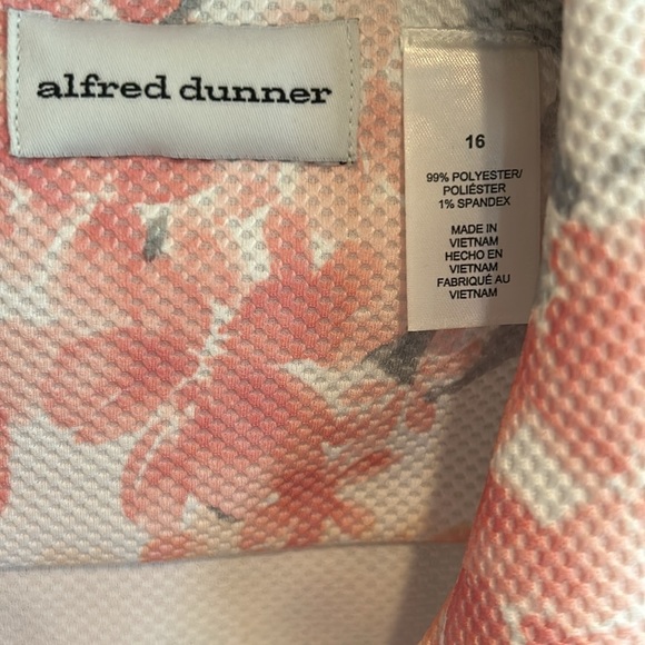 Alfred Dunner Womans Pink and Grey flowered Blazer Size 16 - Picture 7 of 7